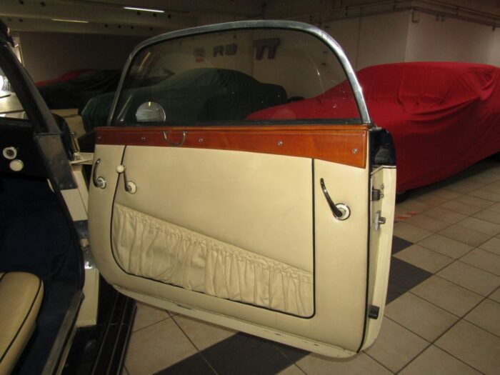 1938 BMW 327-28 Cabriolet – Bild 17